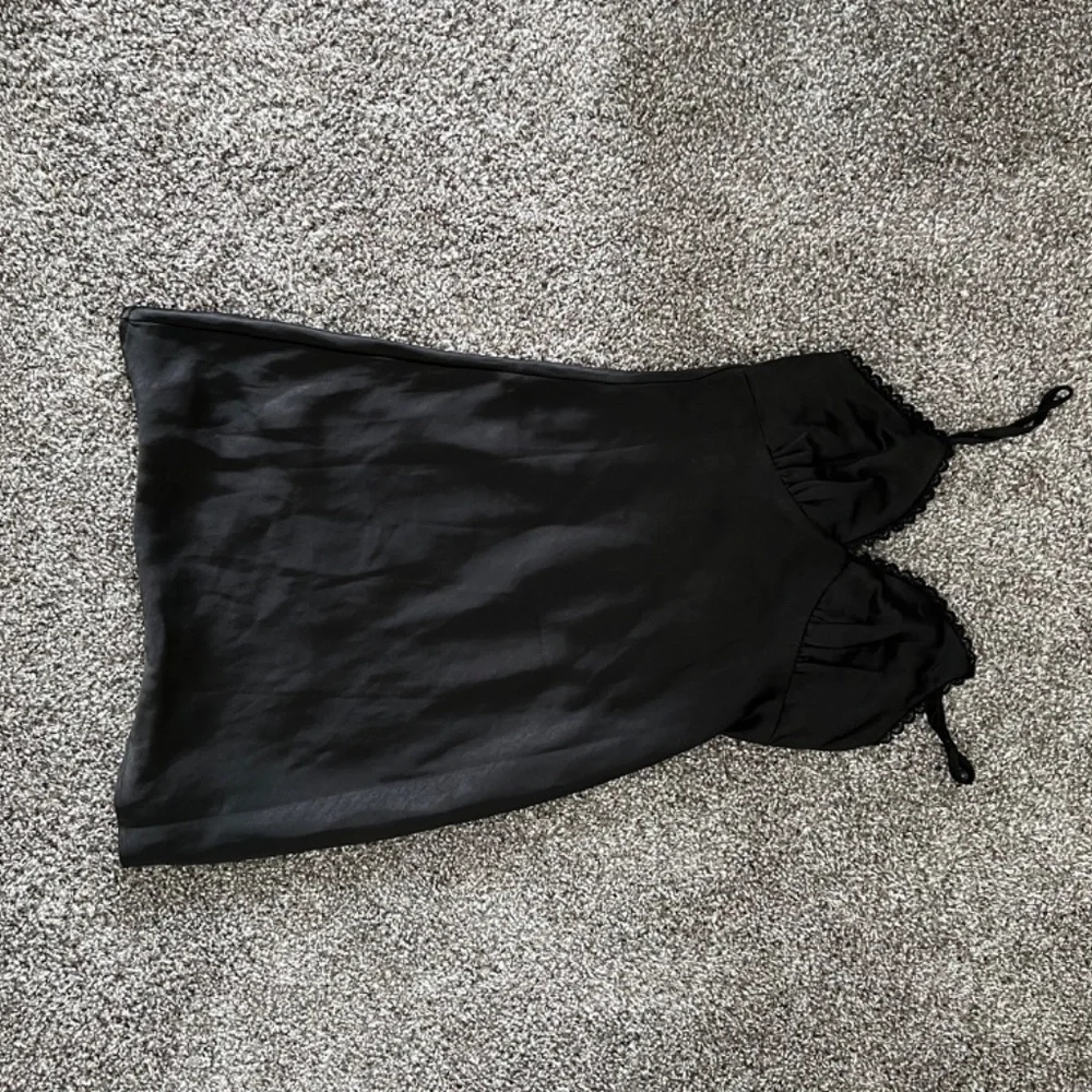 Princess Polly Black Satin Slip Mini Dress - Picture 2 of 4
